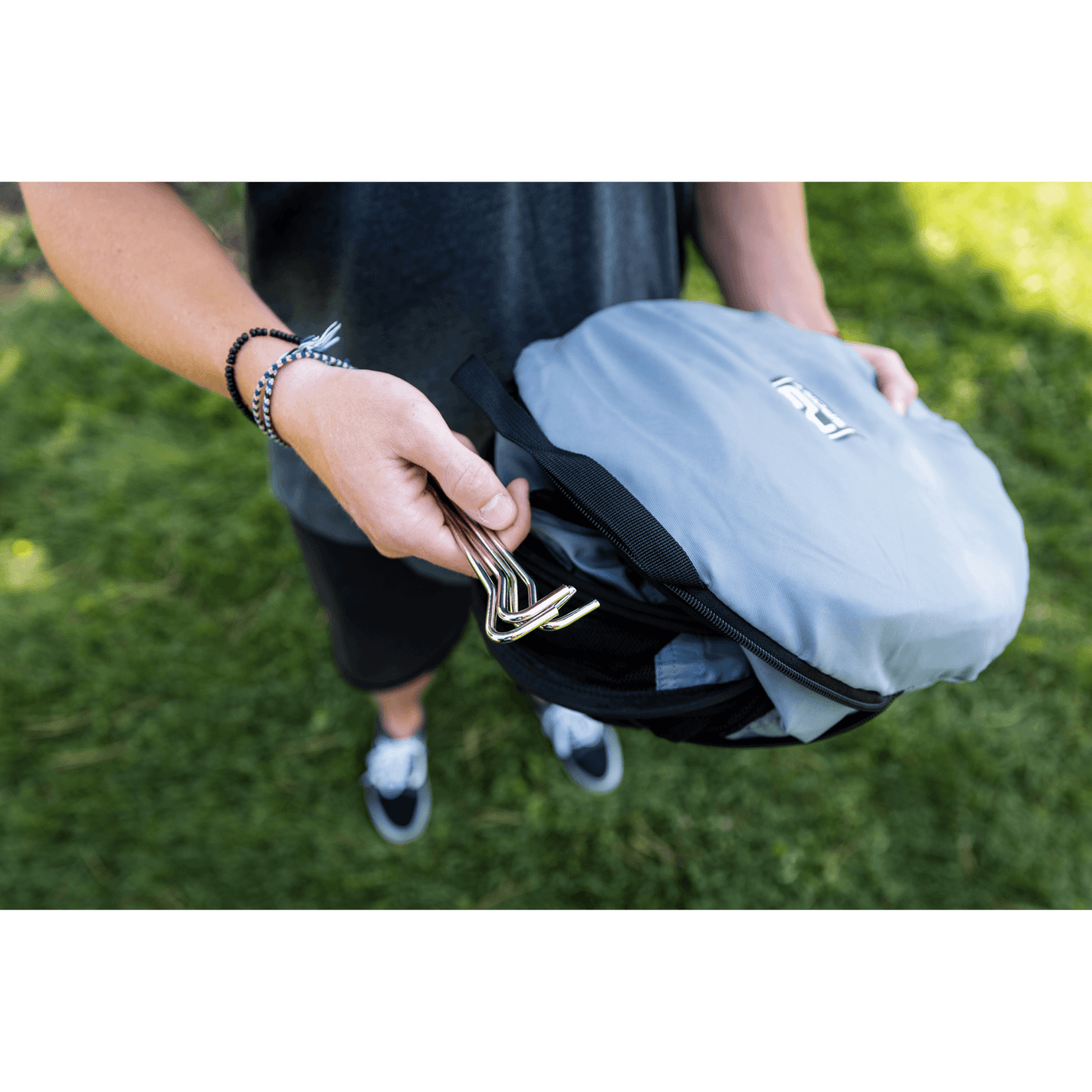 Pop-Up Dog Tent – Portable Outdoor Pet Shelter